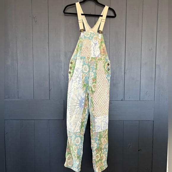 SOLD: Anthropologie Pilcro The Wanderer Overalls patchwork - Picture 5 of 8